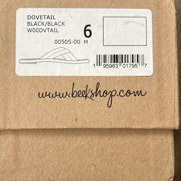 Beek Handmade Dovetail Leather Sandal Black NWT Size 6 - Picture 9 of 13